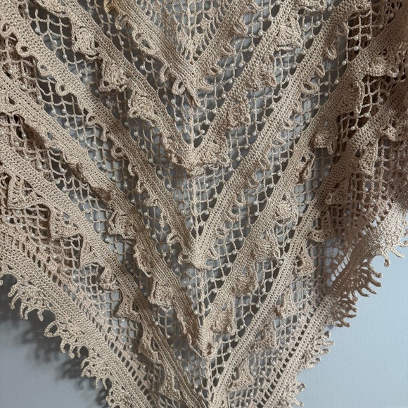 Nanette Lepore Tan Crochet Shawl - Picture 7 of 9